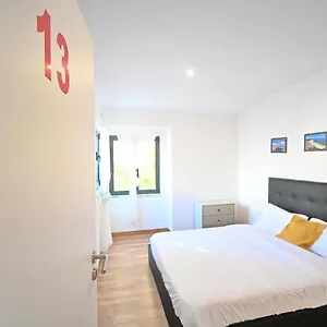 7 Requinte Hostal