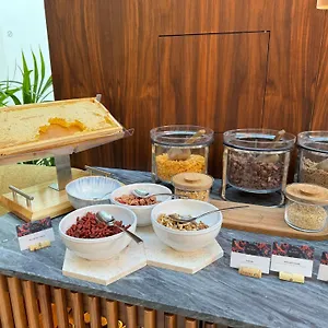 Hotel Duo Lisbon, Curio Collection By Hilton, Lisboa